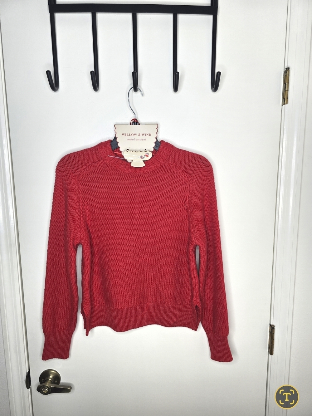 Willow & Wind Red Crewneck Sweater & Claw Clip Set